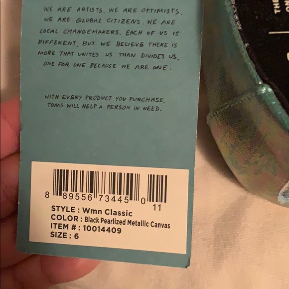 Toms Green and Blue Pearlized Slip-on Flats NWT! - Picture 4 of 7